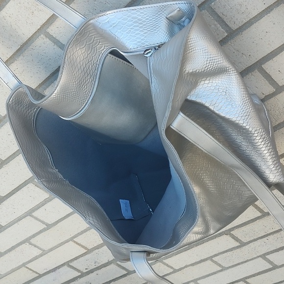 Silver Bag - Picture 10 of 11